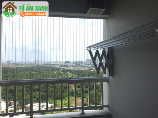 Lắp đặt giàn phơi gắn tường tại căn hộ Mizuki Park